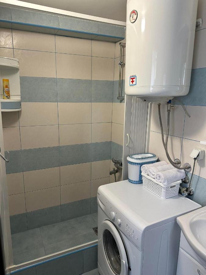 Apartmani Emily & Jully Nikšić エクステリア 写真